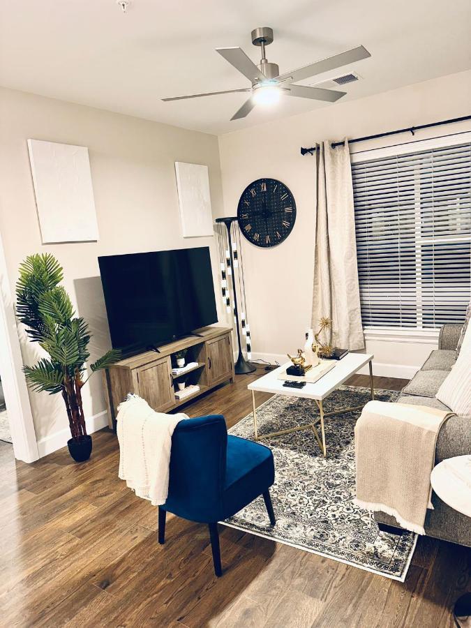 Spacious Castle W Gym Pool Free Parking I Walk To Dowtown N Broadway Nashville Exterior foto
